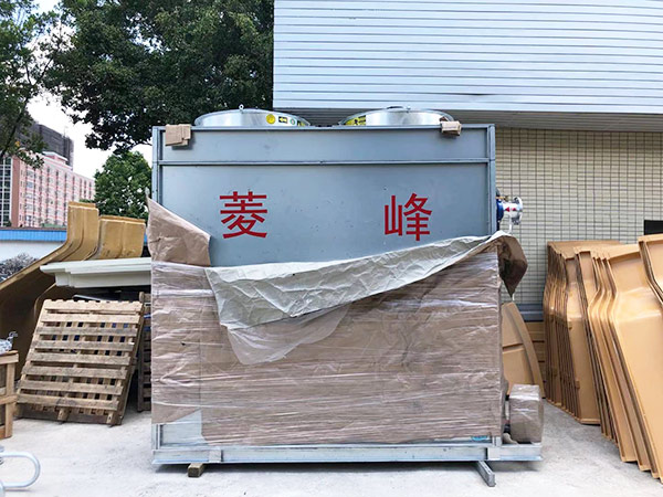闡述古城玻璃鋼冷卻塔日常維護(hù)和保養(yǎng)方法有哪些?的圖片 闡述古城玻璃鋼冷卻塔日常維護(hù)和保養(yǎng)方法有哪些?的圖片